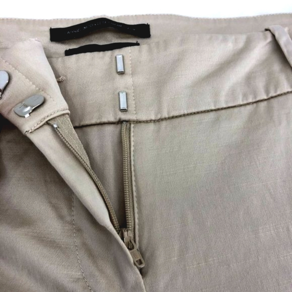 Bebe Women’s Size 8 Italian Fabric Capri Pants. Golden Tan Shimmery Texture EUC - Picture 3 of 10